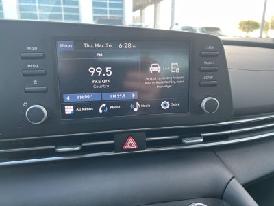 2025 Hyundai Elantra SE