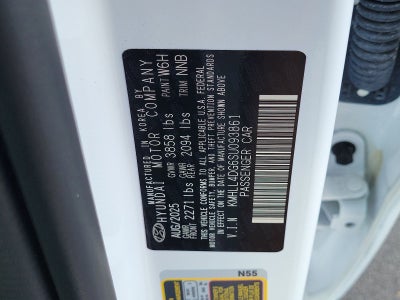 2025 Hyundai Elantra SE