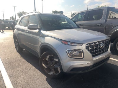 2022 Hyundai Venue SEL