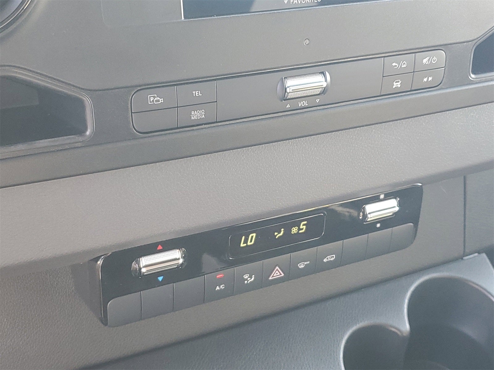 2024 Mercedes-Benz Sprinter 2500 Cargo 144 WB