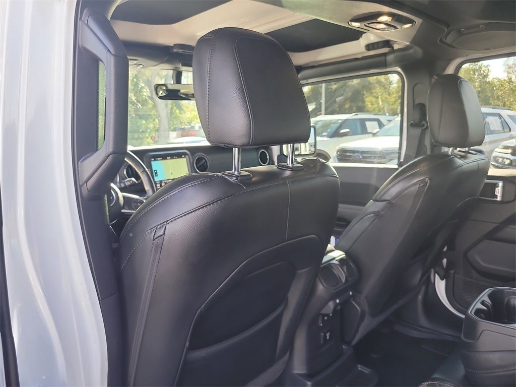 2022 Jeep Wrangler Unlimited Sahara High Altitude