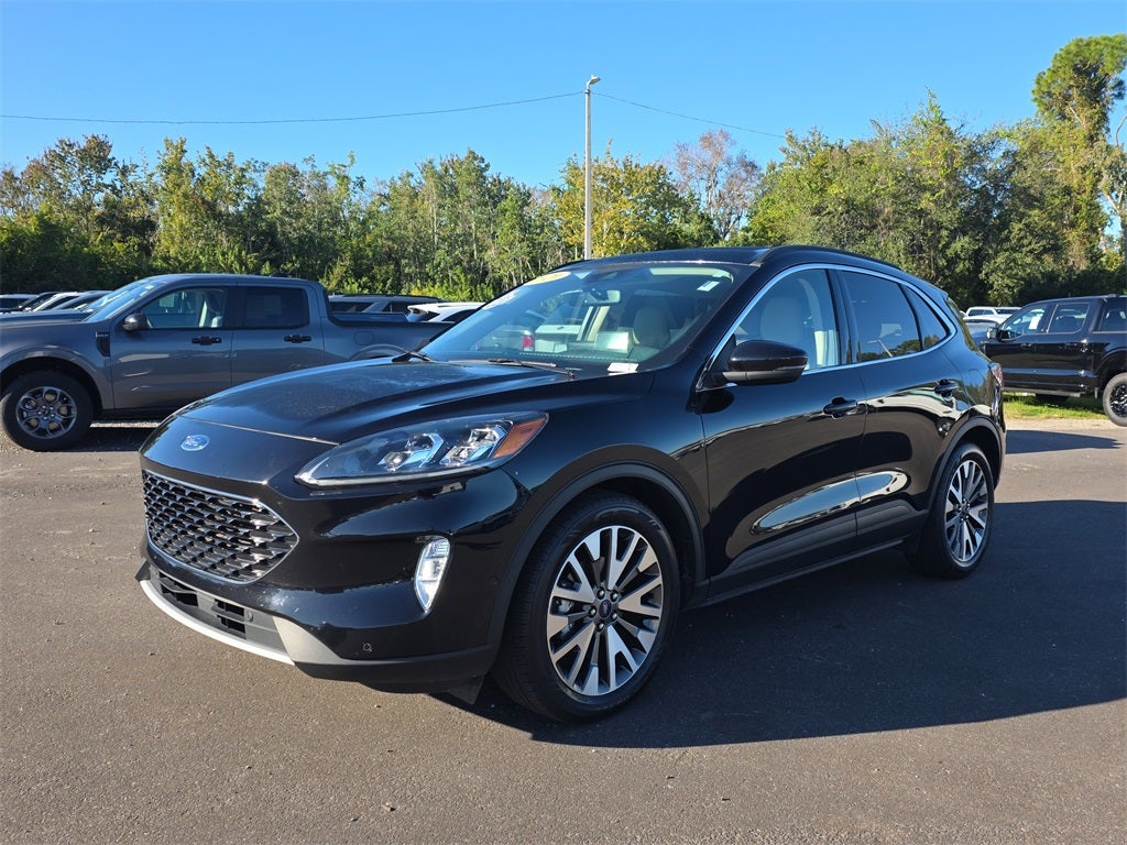 2020 Ford Escape Titanium Hybrid