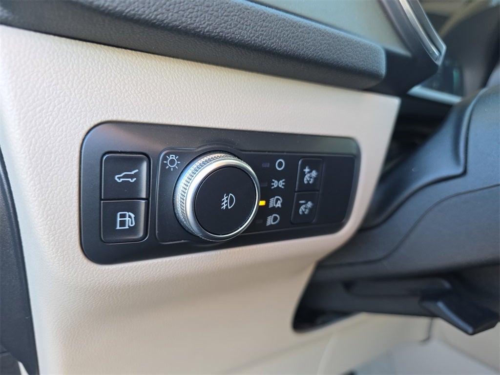 2020 Ford Escape Titanium Hybrid