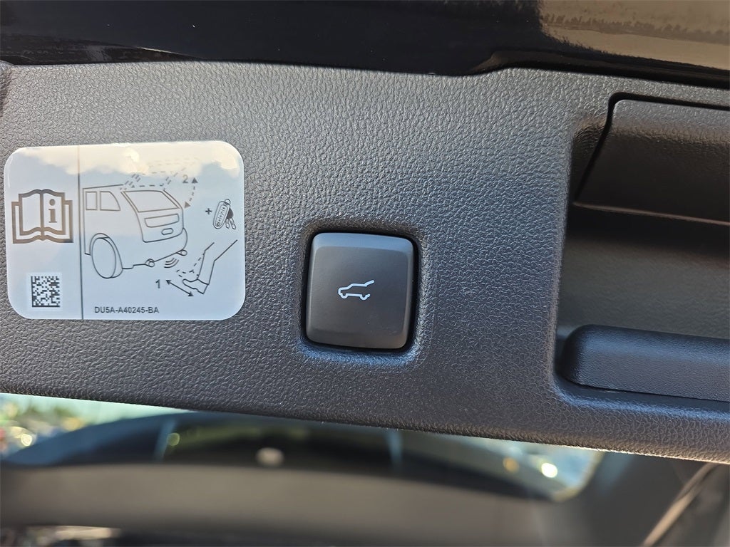 2020 Ford Escape Titanium Hybrid