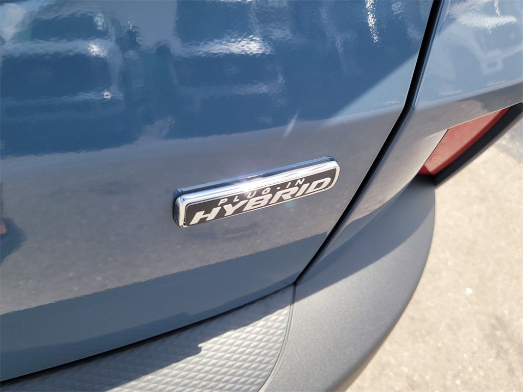 2025 Ford Escape Plug-In Hybrid Base