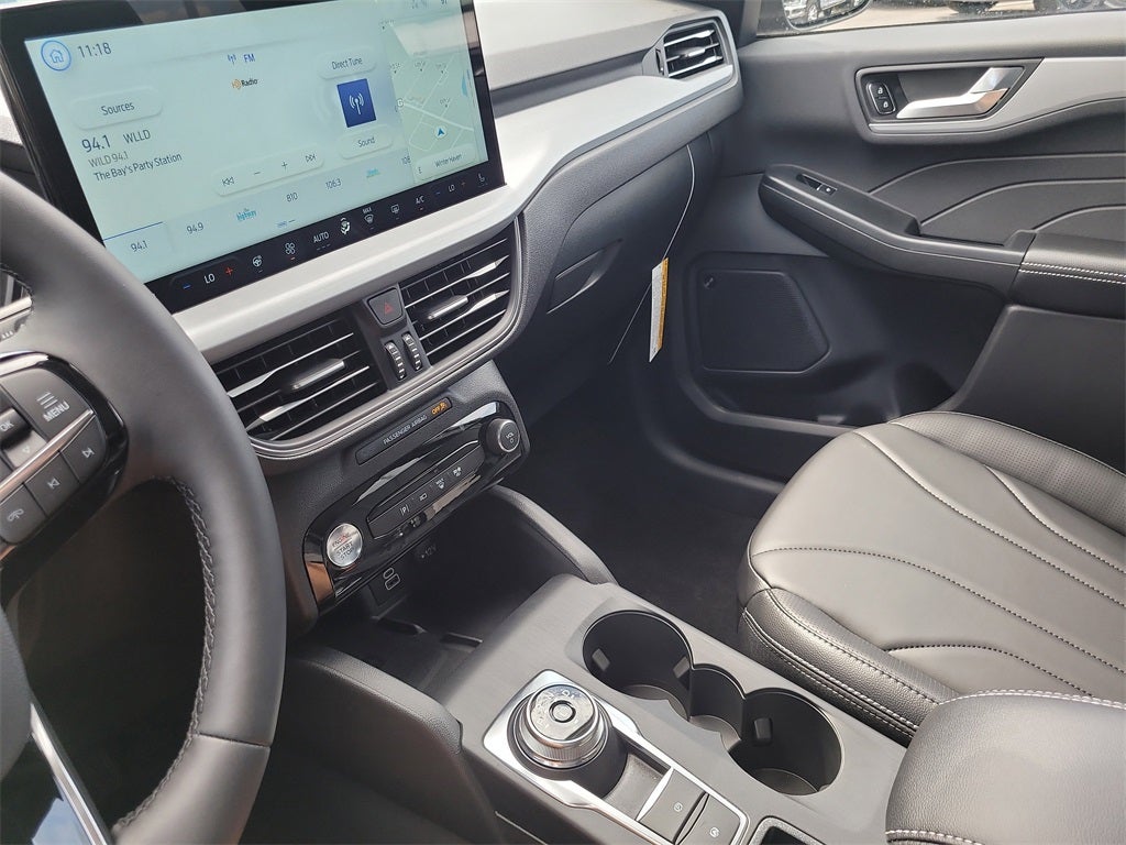 2025 Ford Escape Plug-In Hybrid Base