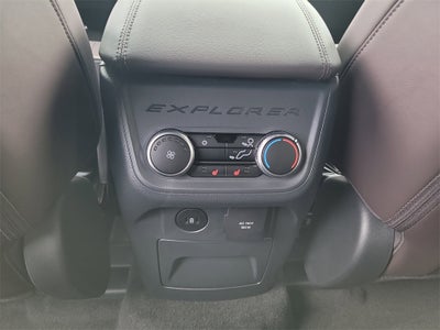 2025 Ford Explorer Platinum