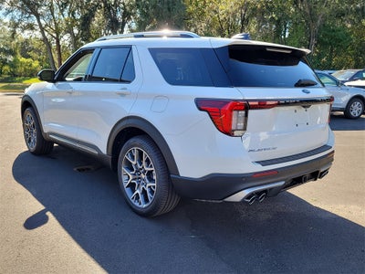 2025 Ford Explorer Platinum