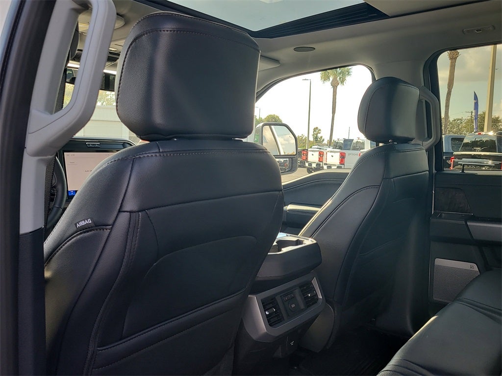 2025 Ford F-350SD Lariat