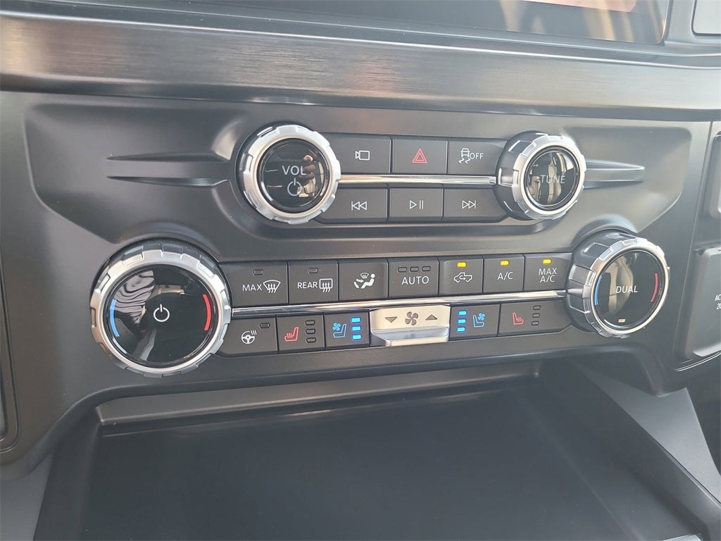 2025 Ford F-350SD Lariat