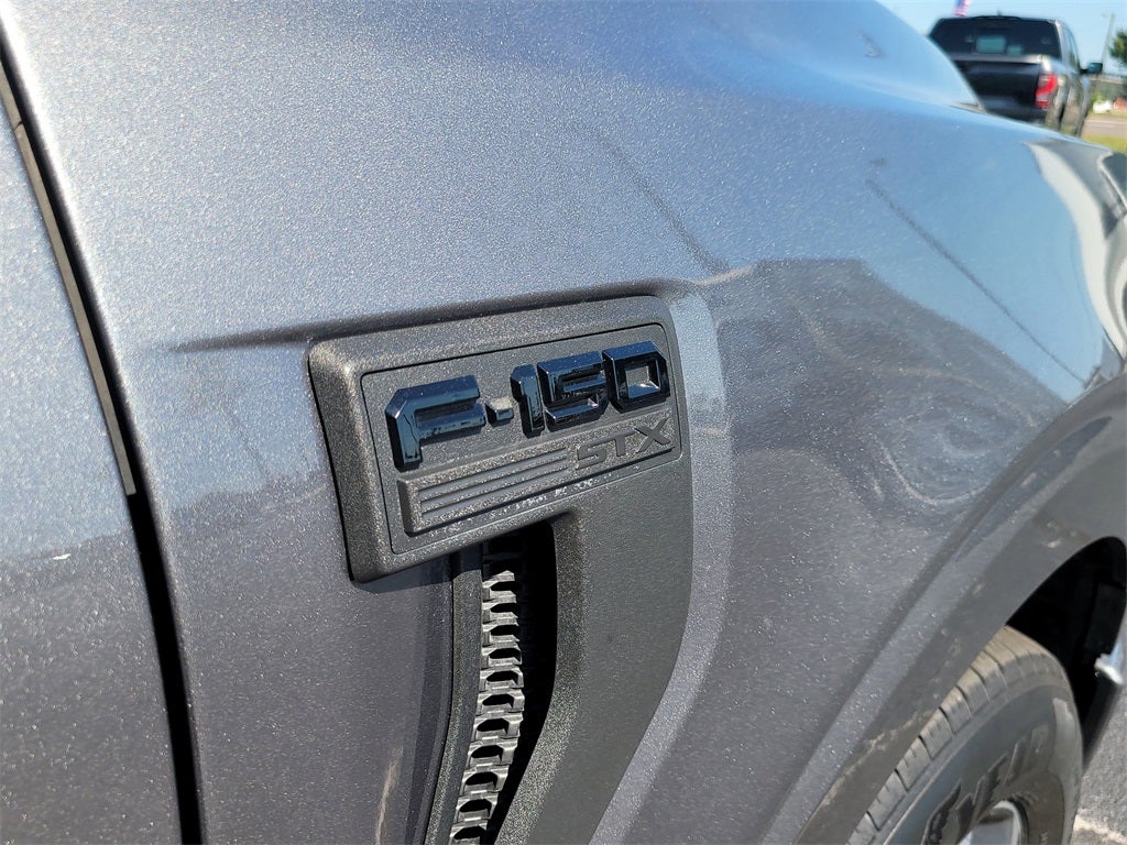 2023 Ford F-150 XL STX