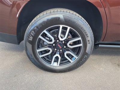 2023 GMC Yukon AT4