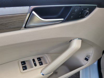 2017 Volkswagen Passat 1.8T SE