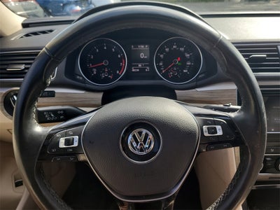 2017 Volkswagen Passat 1.8T SE