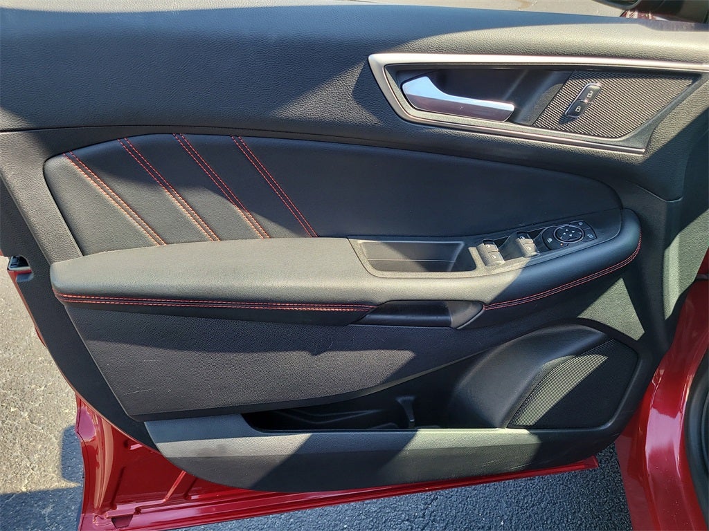 2021 Ford Edge ST Line
