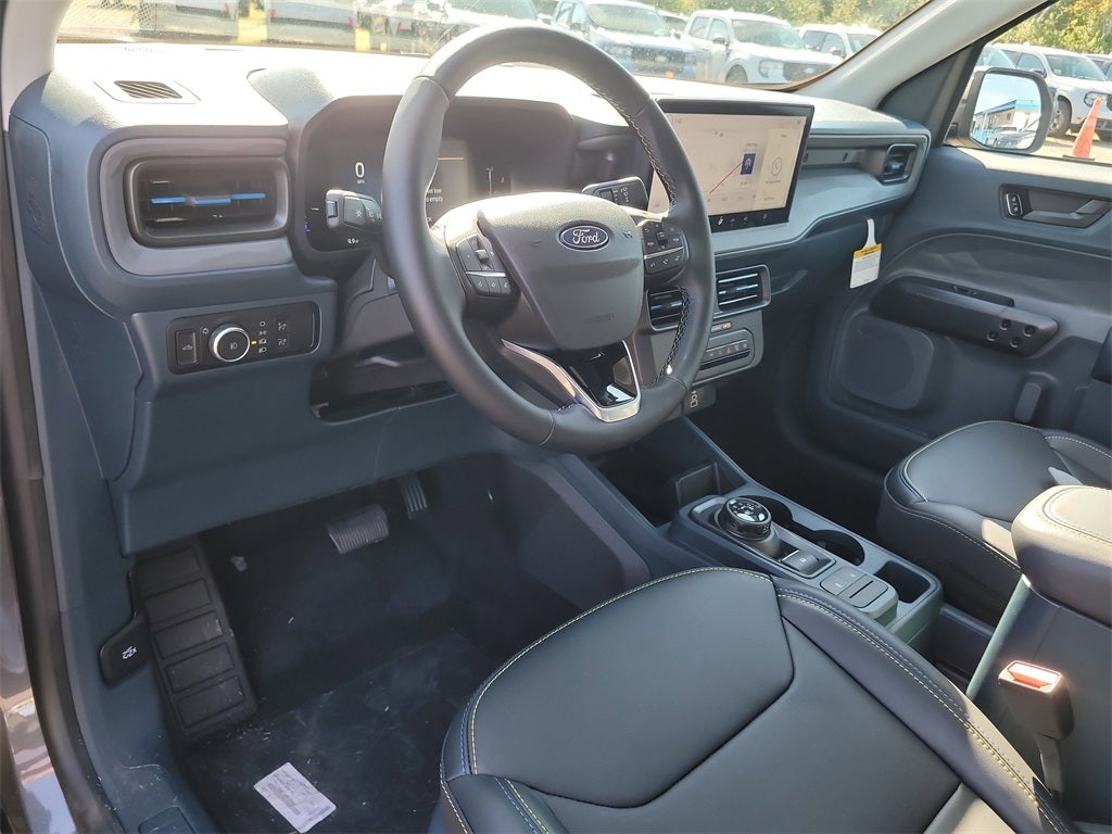 2025 Ford Maverick Lobo Standard