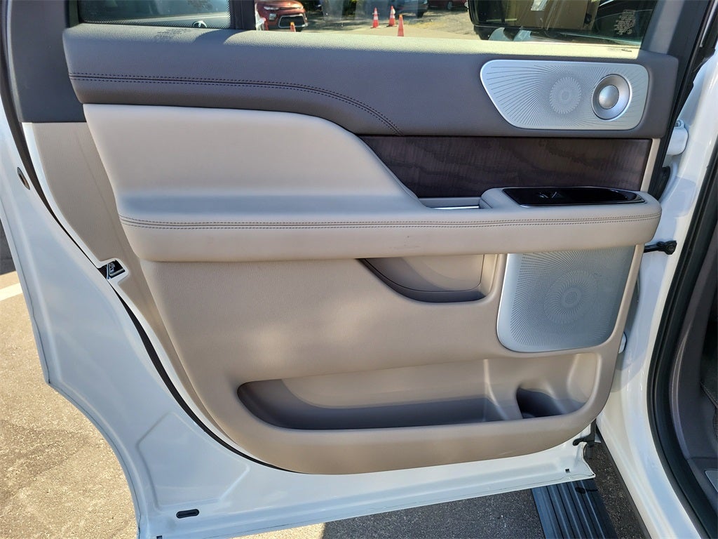 2024 Lincoln Navigator L L Reserve