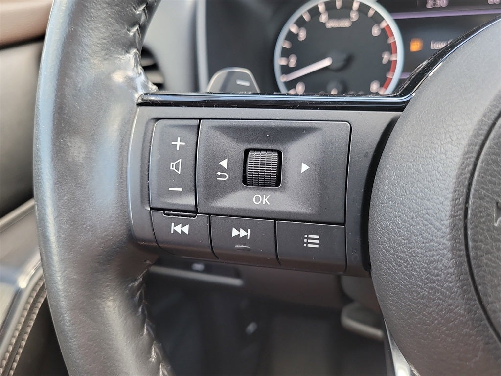 2022 Nissan Rogue SL