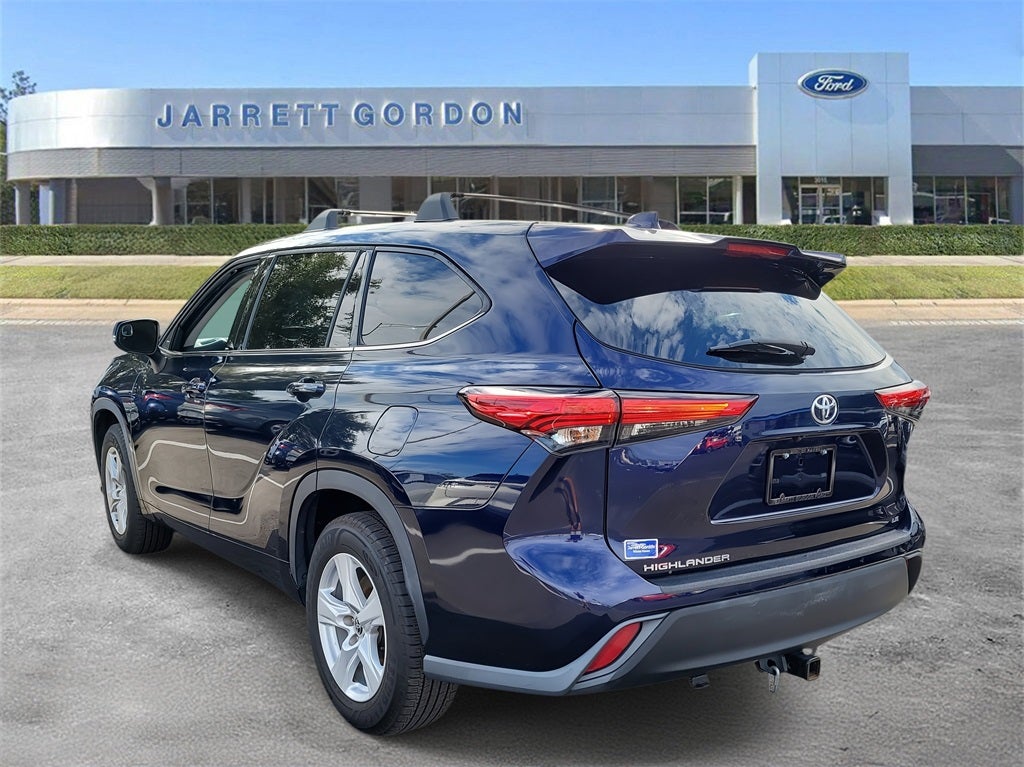 2021 Toyota Highlander LE