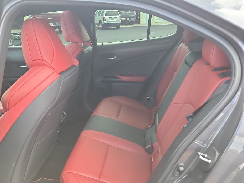 2022 Lexus UX 200 F SPORT